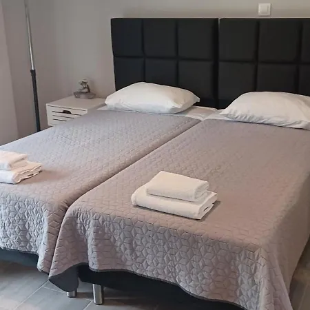 George 2 Apartament Ýpsos